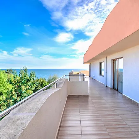 Capri 3* 네세부르
